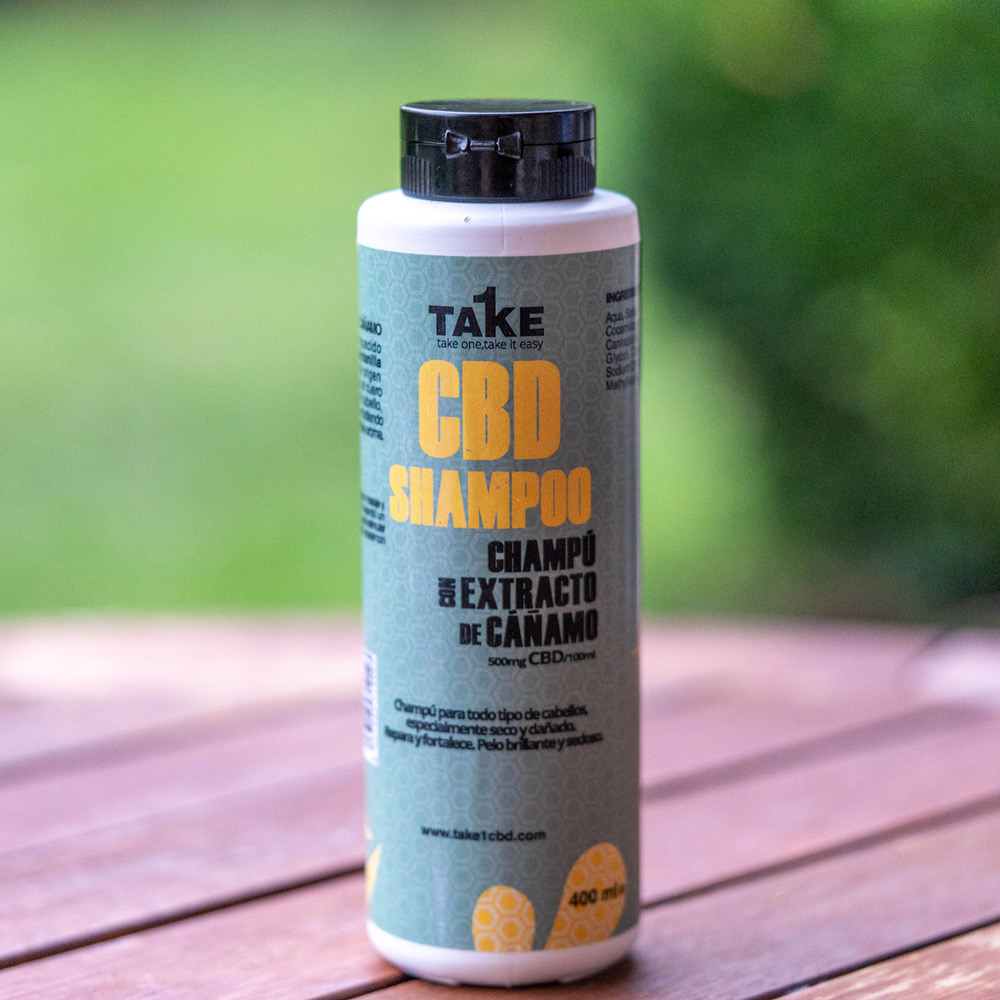 champu con extracto de cáñamo CBD